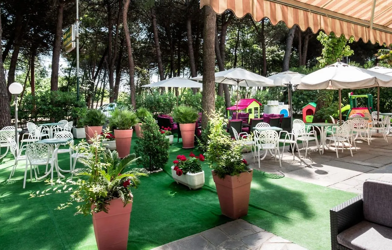 Park Hotel Pineta Cervia 3*,